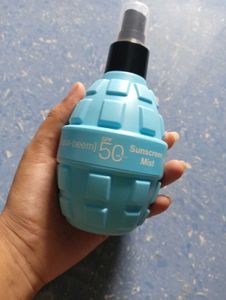 WOW Aqua Sunscreen Mist