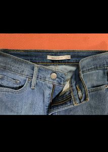 Levis Shaping Slim Jeans