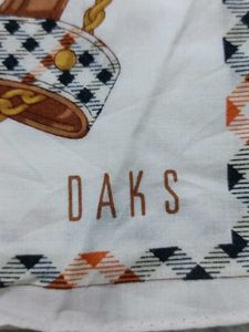 Elegant DAKS Scarf