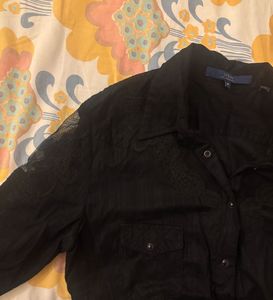 GUESS Stylish Black Button-Up Shirt for Women