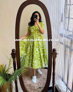 Title:🌿 Elegant Lime Green Floral Cotton Dress 🌸