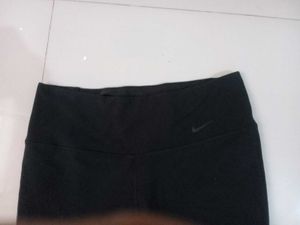 Nike tight