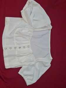 Urbanic Pullover Blouse