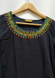 Aurelia Women Black Thread Embroidery Cotton Kurta
