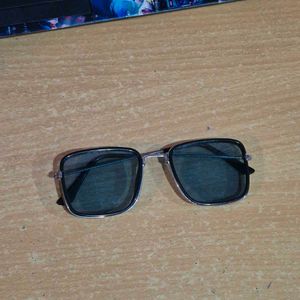 Square Frame Sunglasses