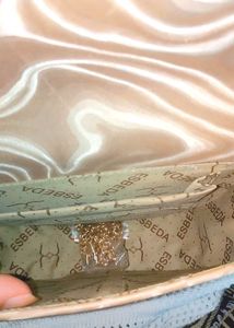 New Esbeda Sling bag