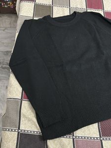 Black Knit Pullover