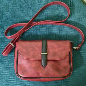 Leather Sling Bag🤩