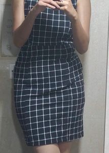 Chic Black &amp; White Dress