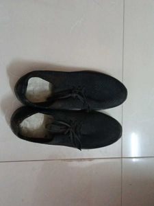 Black Sneakers