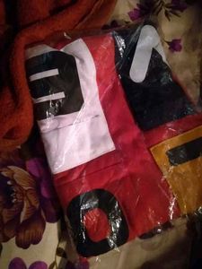 Love 4 Pocket Tshirt