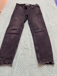 Black Body Fit Jean