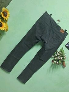 Dark Gray Denim Jeans 🖤