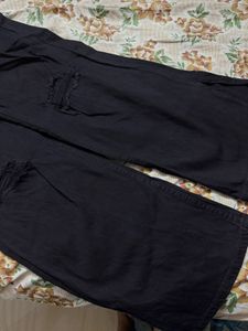 H&amp;M black side cut jeans