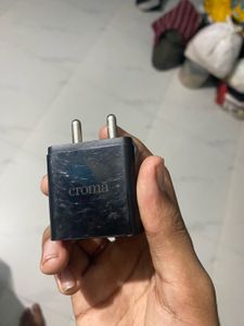 Croma 18W Quick Charger