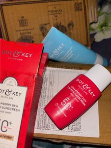 Dot &amp; Key Skincare Set