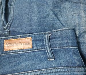 Jealous 21 Women&#39;s Dark Blue Mid-Rise Jeans Size 30