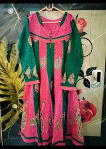 kurta set ( dupatta nd bottom)