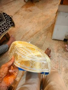 Ornate Gold &amp; White Hat 😍