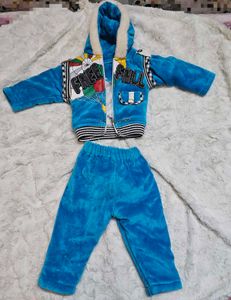 Blue Kids' Outfit - Cozy & Fun