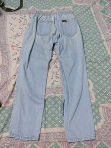 Ripped Jean&#39;s
