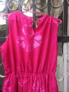 Butifull Long Sleeveless Top