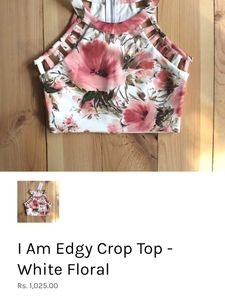 🌸 Floral Cutout Crop Top 🌸