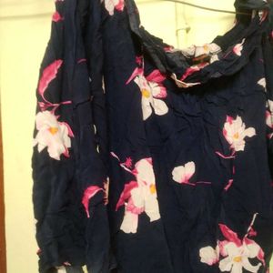 Floral Print Off-Shoulder Top