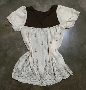 Classic Off White Top
