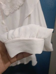 Vintage-Inspired Lace Collar Blouse