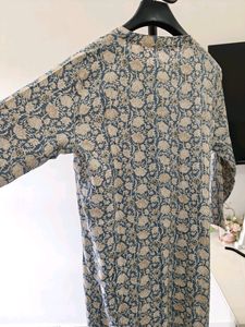 Fusion Mandarin Collar Floral Kurta