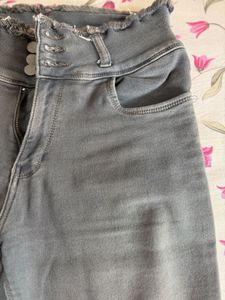 Stylish Grey High-Waist Skinny Jeans for Women