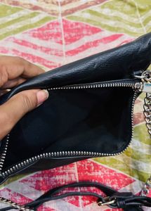 🇮🇹 Parfois Imported Sling Bag