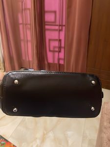 Lino Small Handbag 👝