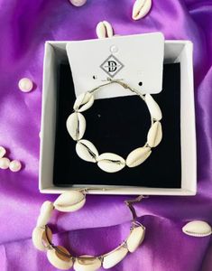Seashell Hoop Earrings