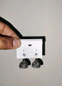 A Pair Of Small Jhumkas