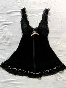 Bow Detail Slip