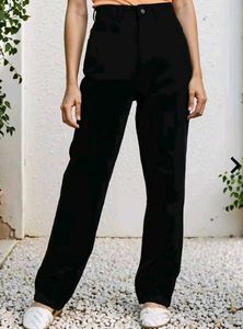 Black straight fit jeans+White cargo +Top🌻
