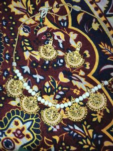 artificial jewellery like new