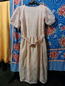 Elegant Lace Midi Dress