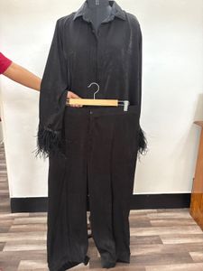 Cord Set with Ostrich feathers