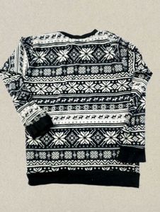 Black Pattern Design Top 🌟
