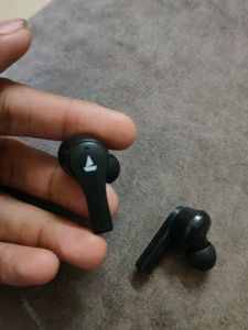 Boat 101 Earbud For Sell