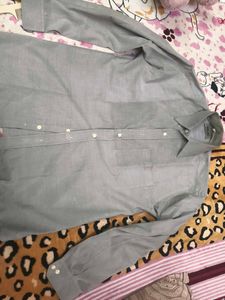 Men&#39;s Grey Casual Shirt in 40-42 size