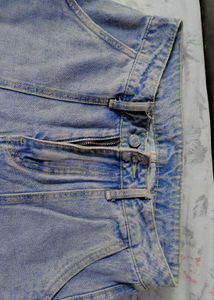 Cute Cropped Tee &amp; Denim Skirt Set