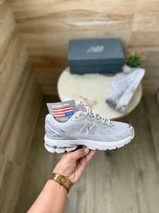New Balance 1906