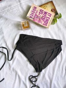 CUT OUT FITTED TOP