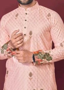 Ethnic Motifs Wooven Design Men&#39;s Kurta (Festive)