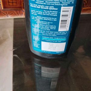 Ustraa Hair Vitalizer Shampoo - 250ml