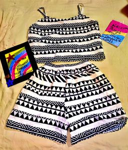 Black & White Geometric Print Lounge Set
